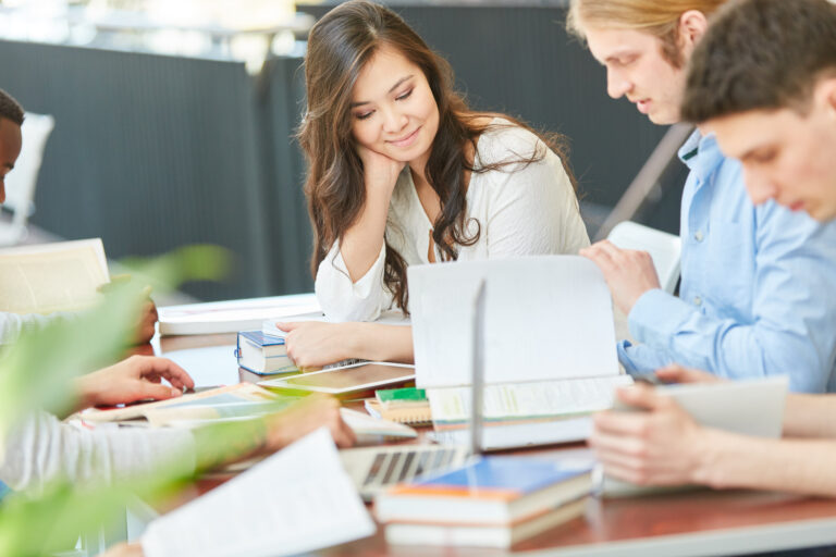 Beitragsbild für Anmeldung und Zulassungsvoraussetzungen